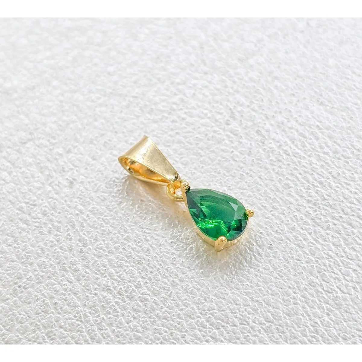 GENERICO - Dije Gota Only Oro Laminado 18k