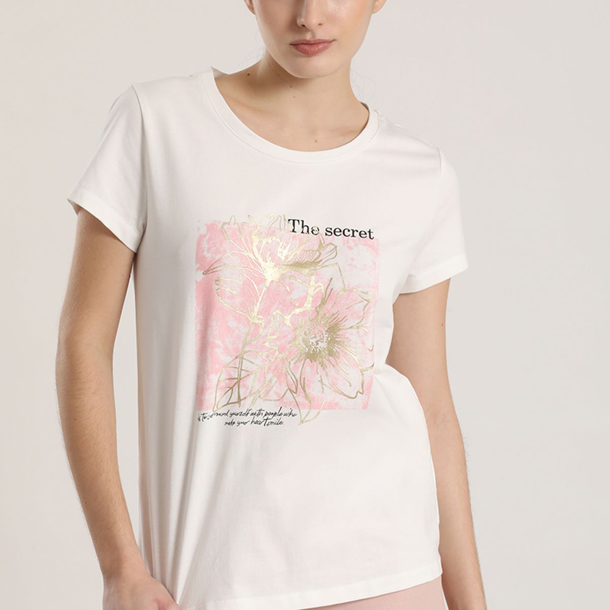 LIOLA - Polera estampado flores liola mujer crudo