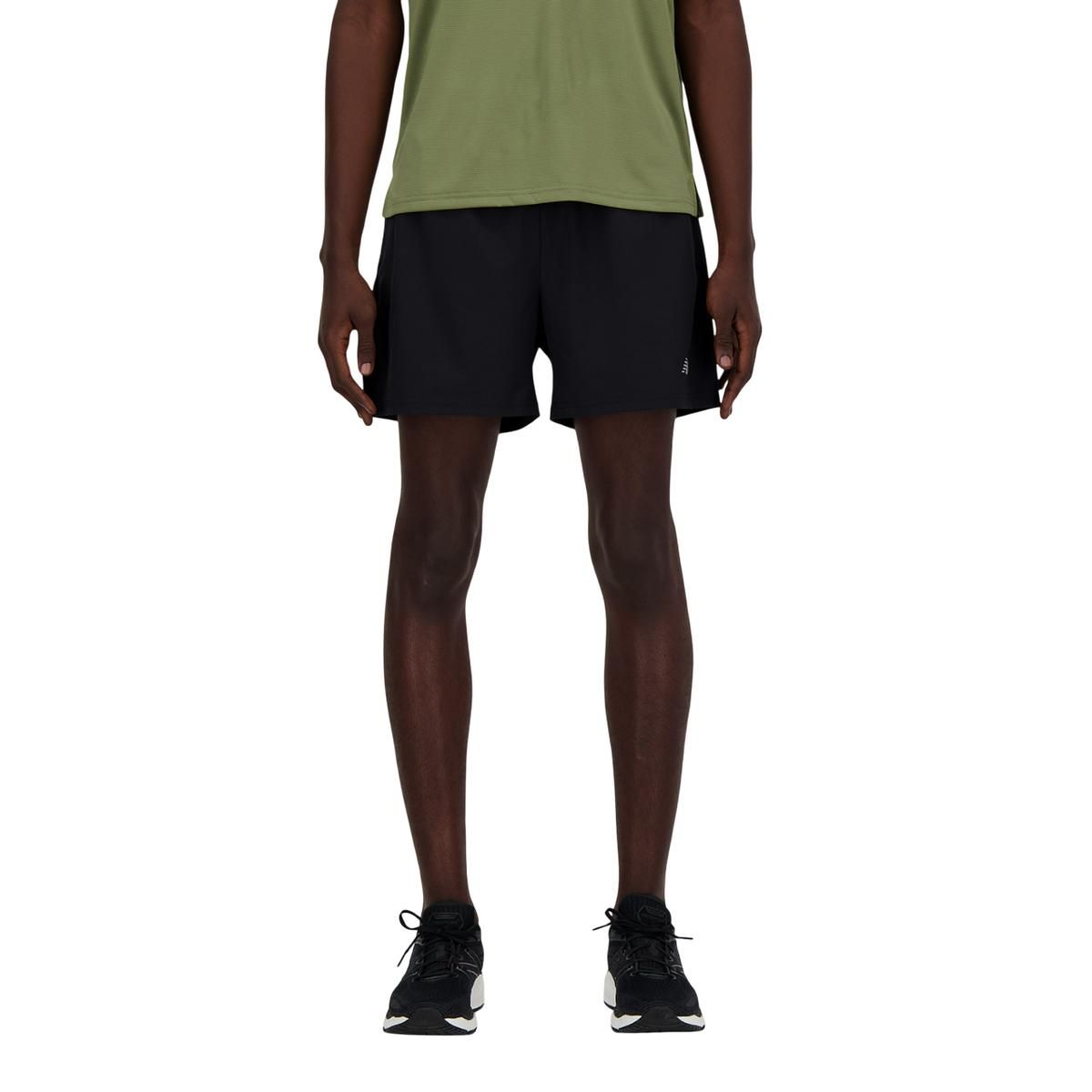 NEW BALANCE - Short Running Hombre New Balance Sport Essentials Negro