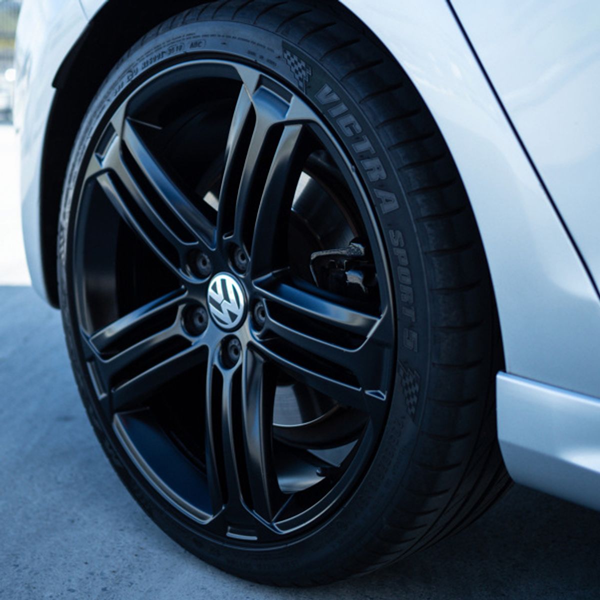 MAXXIS - NEUMATICO 22540ZR18 VICTRA SPORT 5 92Y TL