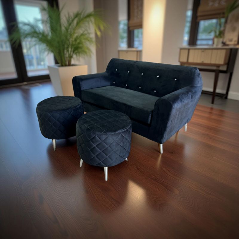 MUEBLES NEW - SOFA DOS CUERPOS MAS DOS PUFF NEGRO FELPA
