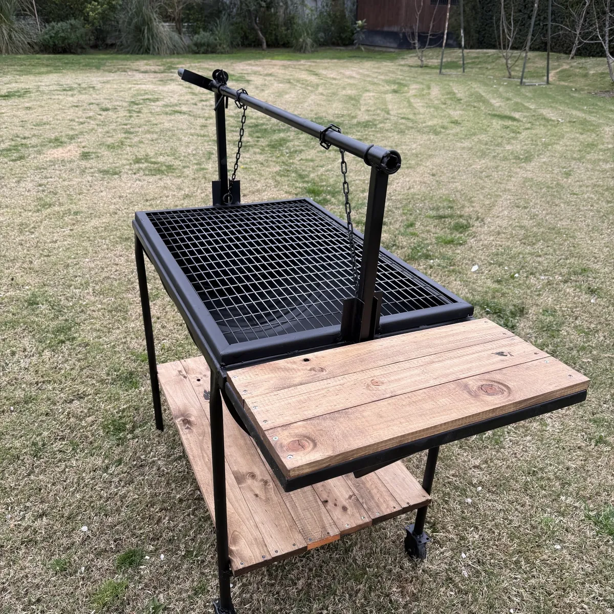 GENERICO - Parrilla con levante desmontable y mesa de apoyo