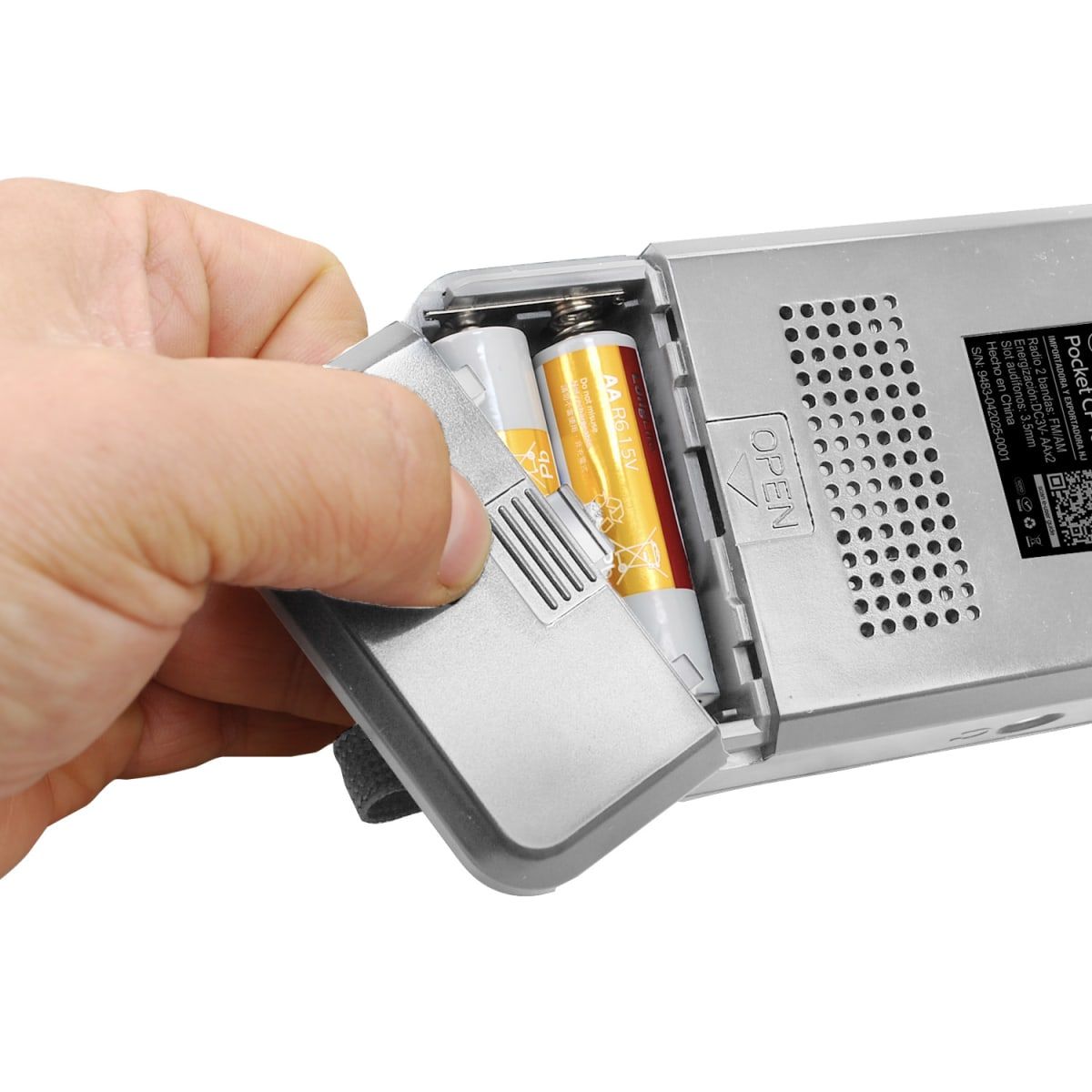 MALIK - RADIO RETRO PORTÁTIL CF-10 BLACK MLAB 120MLB09459