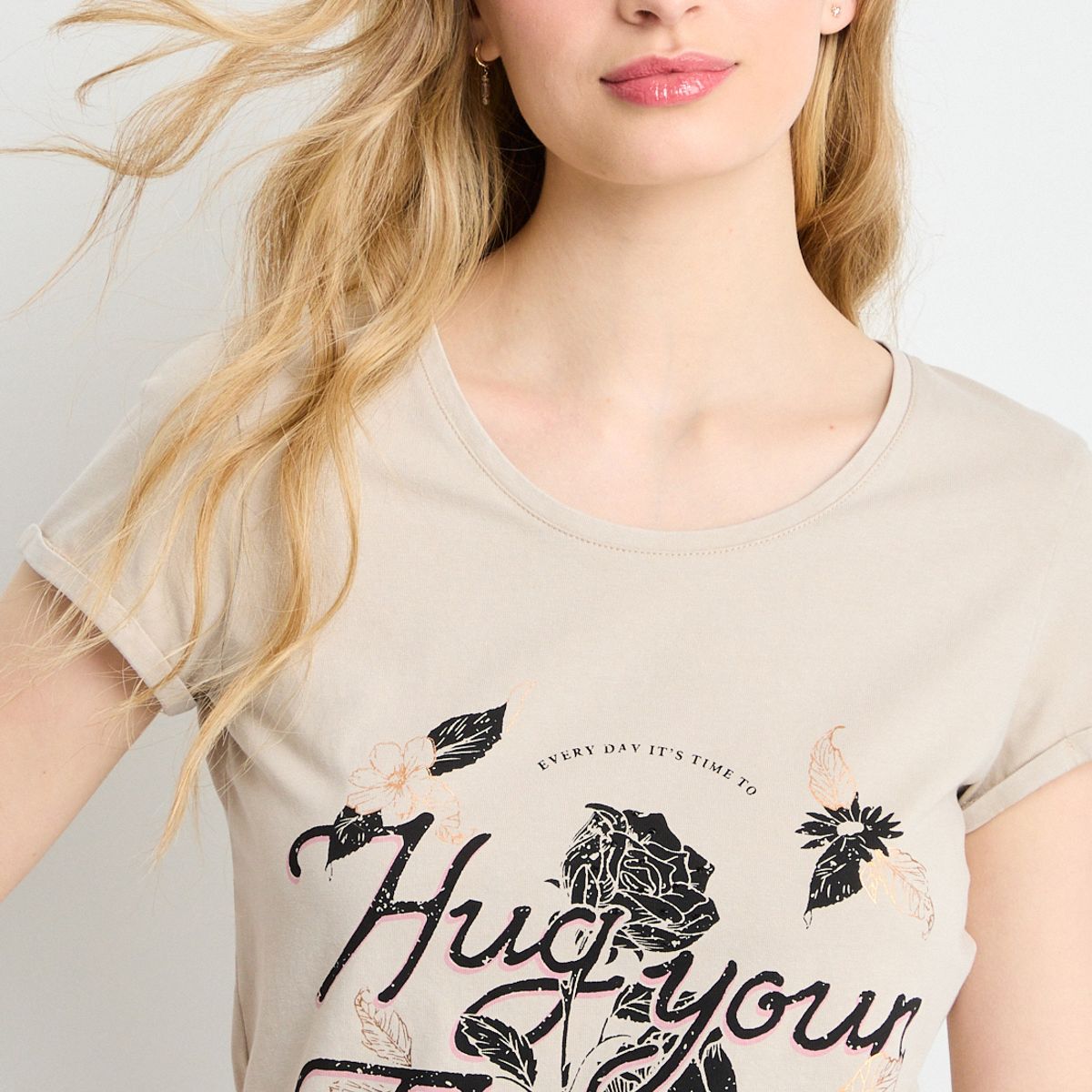 IO - Polera Manga Corta Mujer Beige Io