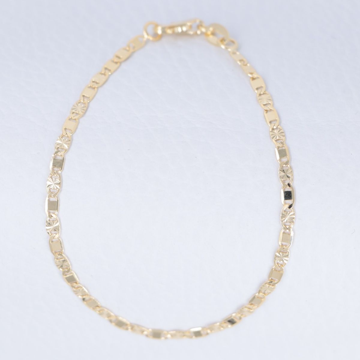 GENERICO - Pulsera Tejido Escalera Con Destellos Oro Laminado 18k