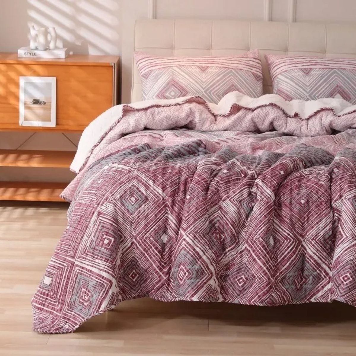 CHANTILLY - Cubrecama Quilt Sherpa Estampado King Rosa