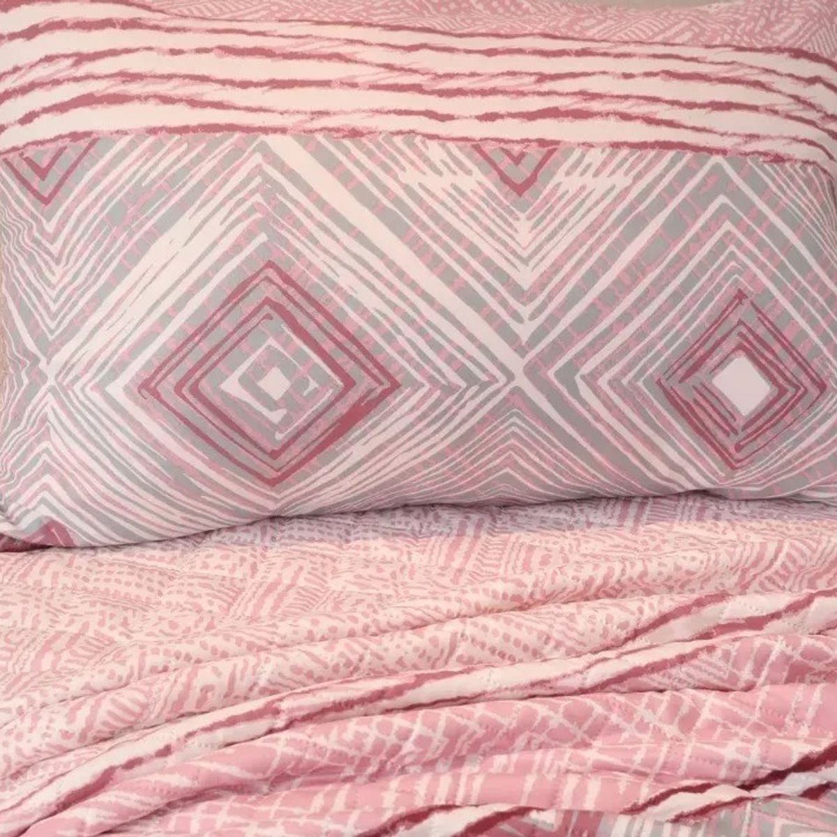 CHANTILLY - Cubrecama Quilt Sherpa Estampado King Rosa