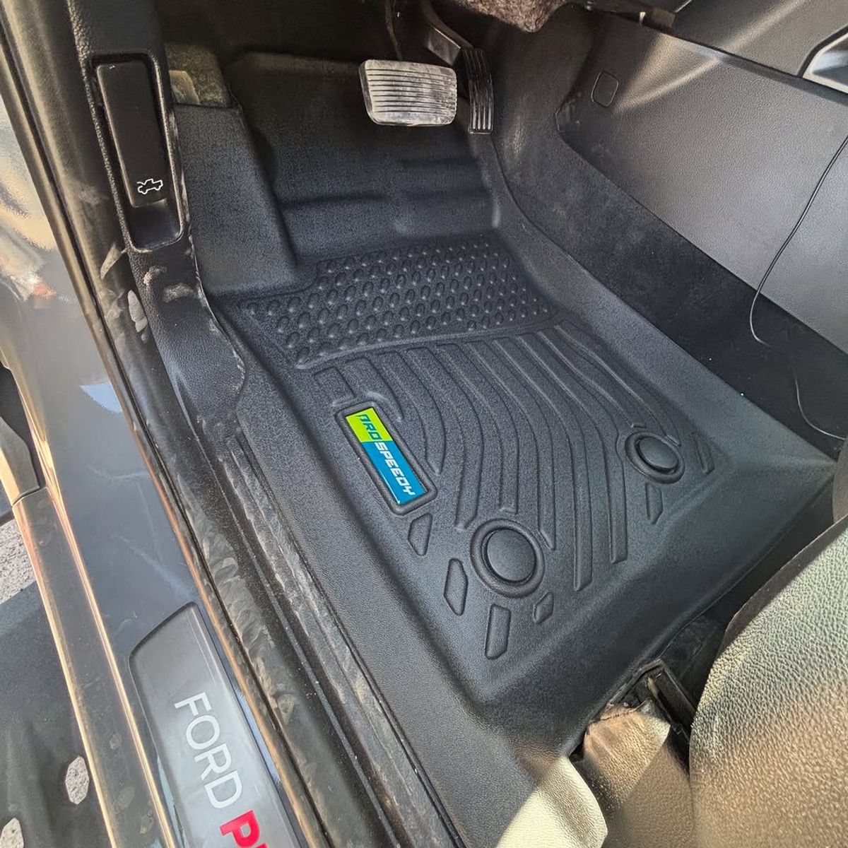 GENERICO - PISOS CALCE PERFECTO PROSPEEDY FORD RANGER 2024+ 3PIEZAS