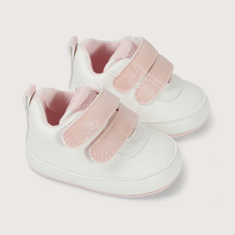 Zapatilla Bebé Niña Blanca Con Velcro