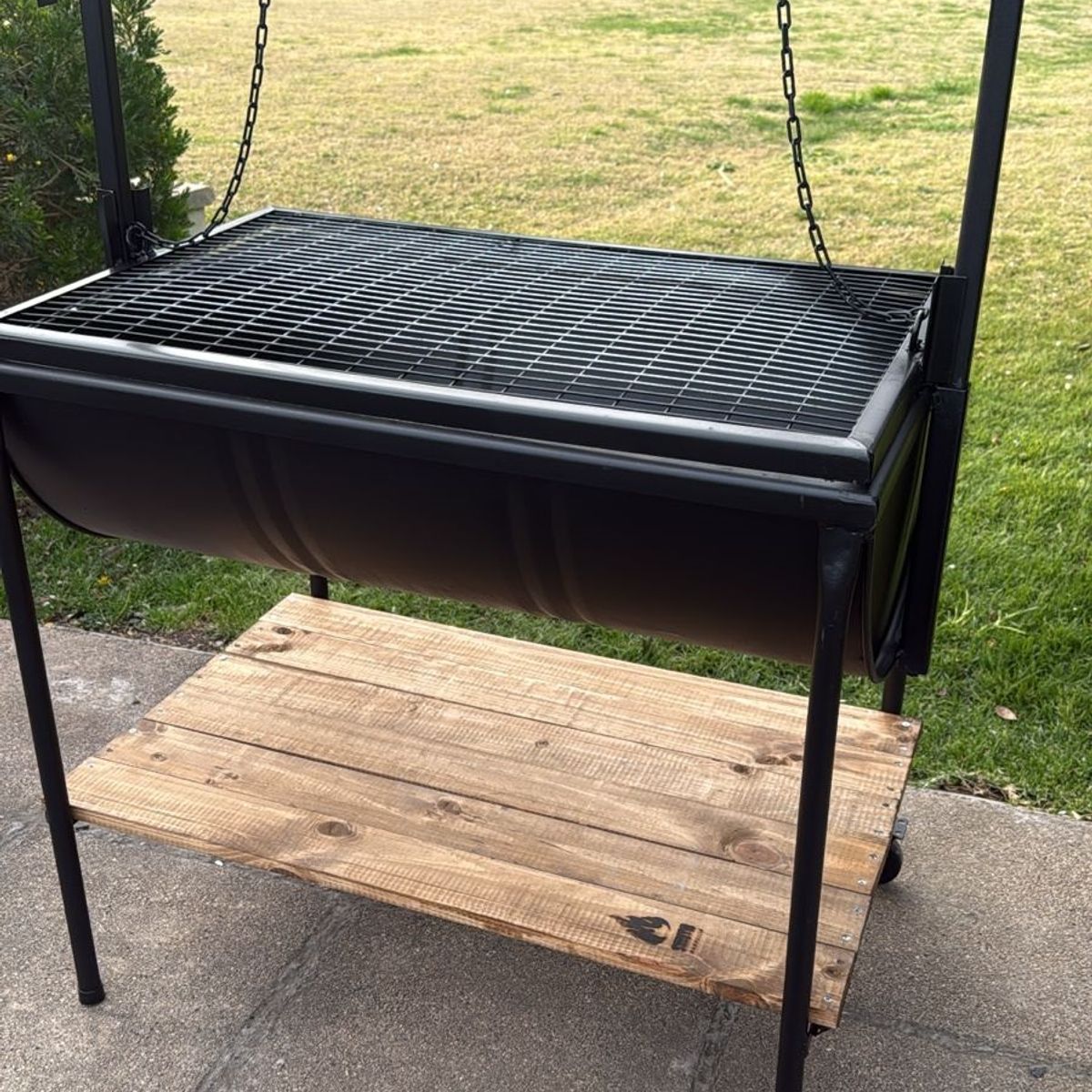 GENERICO - Parrilla con levante desmontable y apoyo tipo repisa