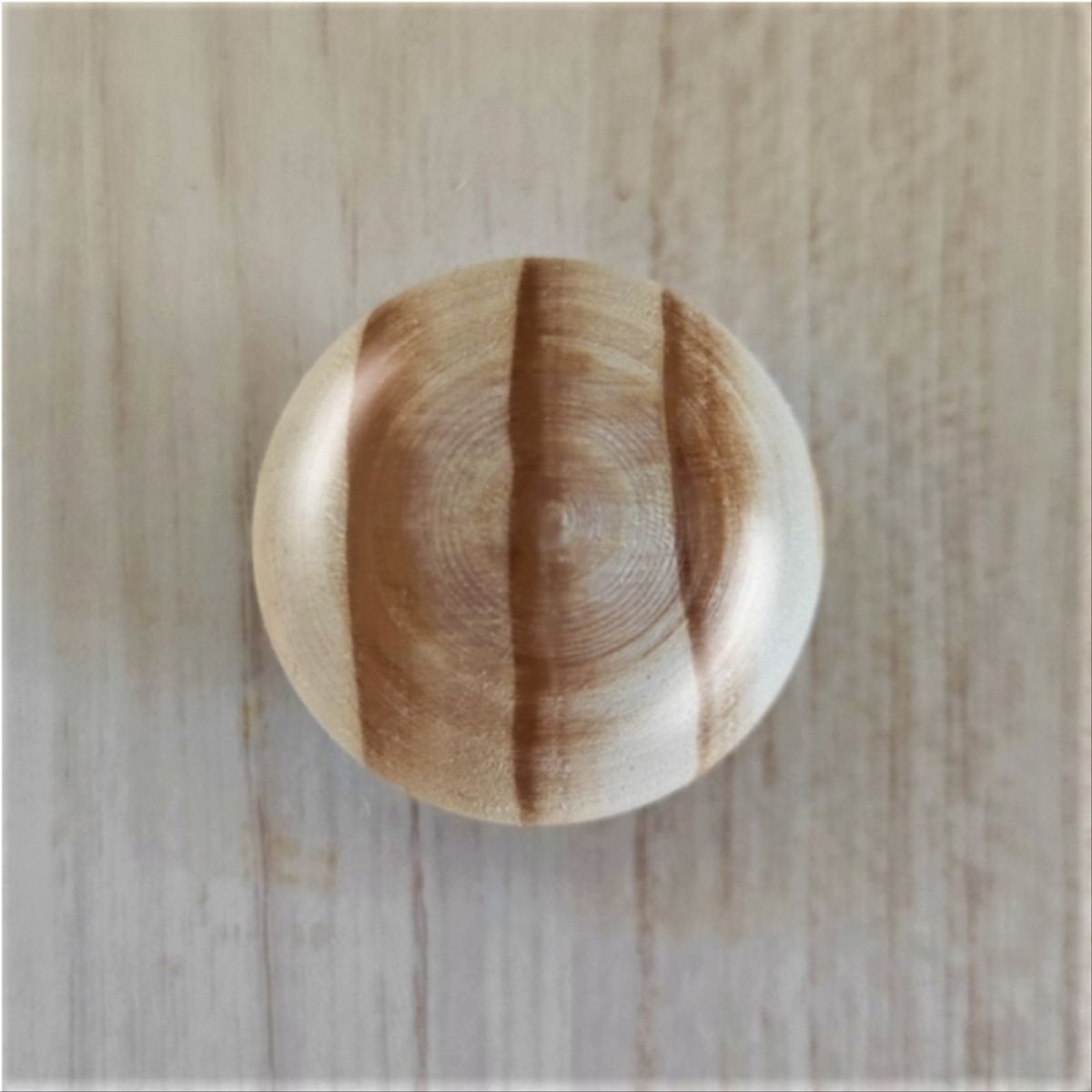 KUTZ - Tirador media luna madera pino 34mm x 32mm 2und