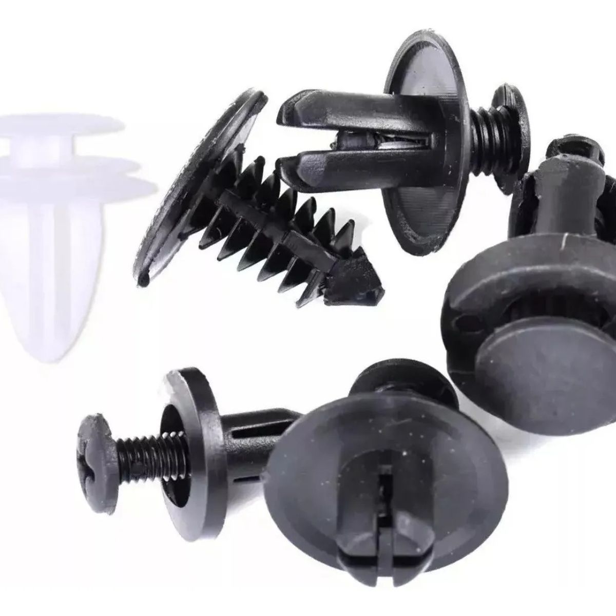 GENERICO - Kit 650 Clip Broche Retención Plástico Auto Lata Tapabarro