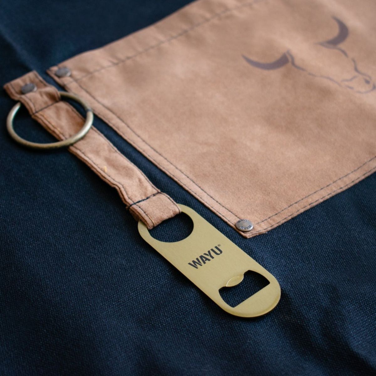 WAYU - MANDIL CON DESTAPADOR WAYU