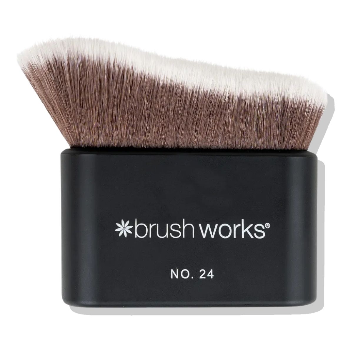 BRUSHWORKS - Brocha Rostro y Cuerpo N.24 Brushworks