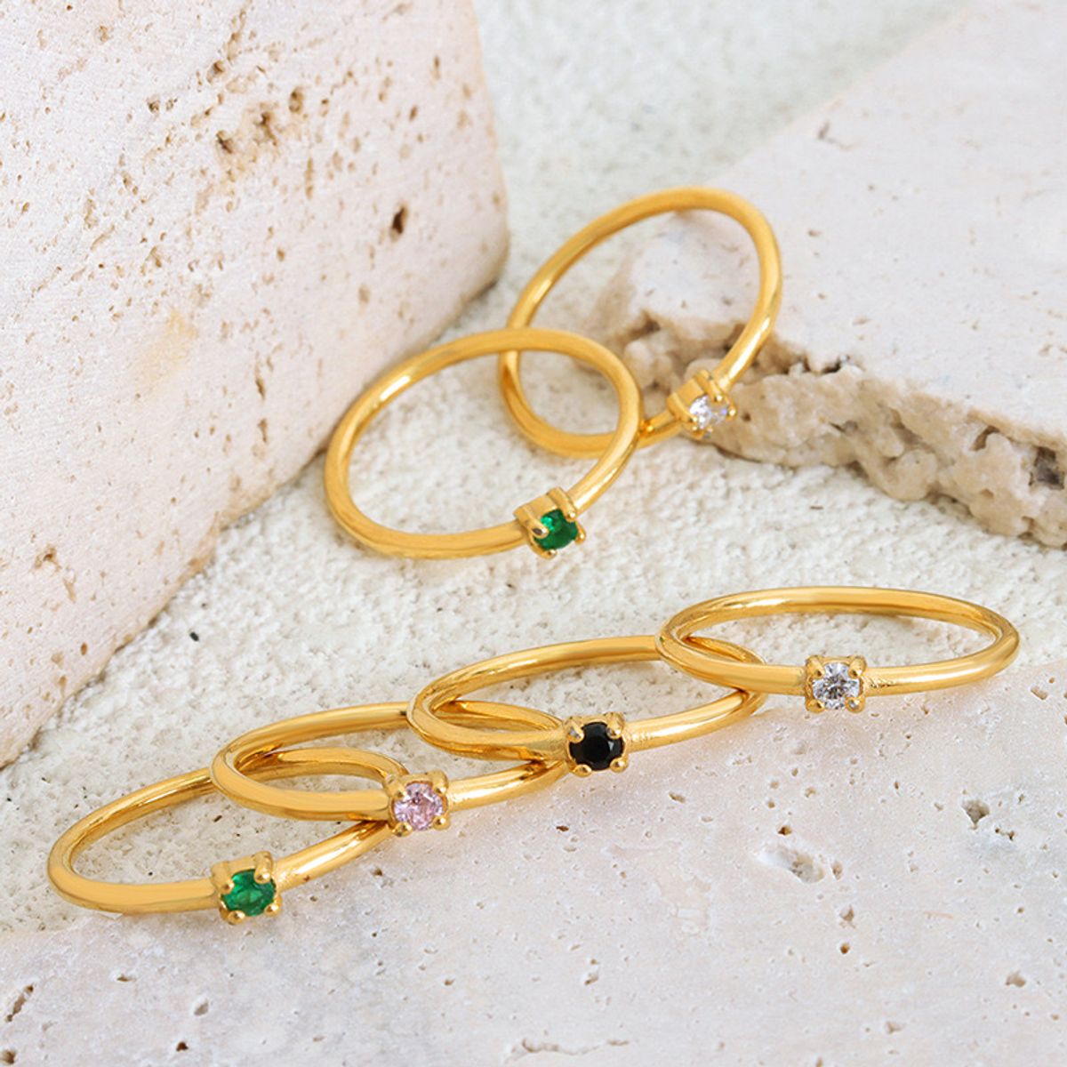 LUX JOYAS - Anillo Baño Oro Amarillo 18k Solitario Circón Rosa