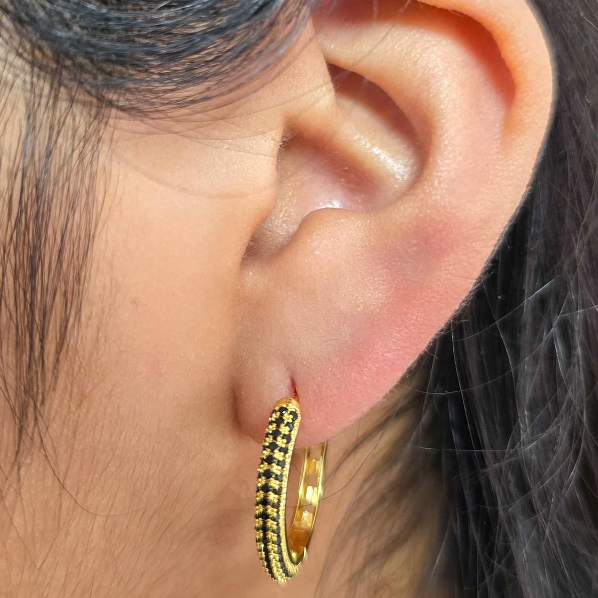 GENERICO - Arete Candonga negro Oro Laminado 18k