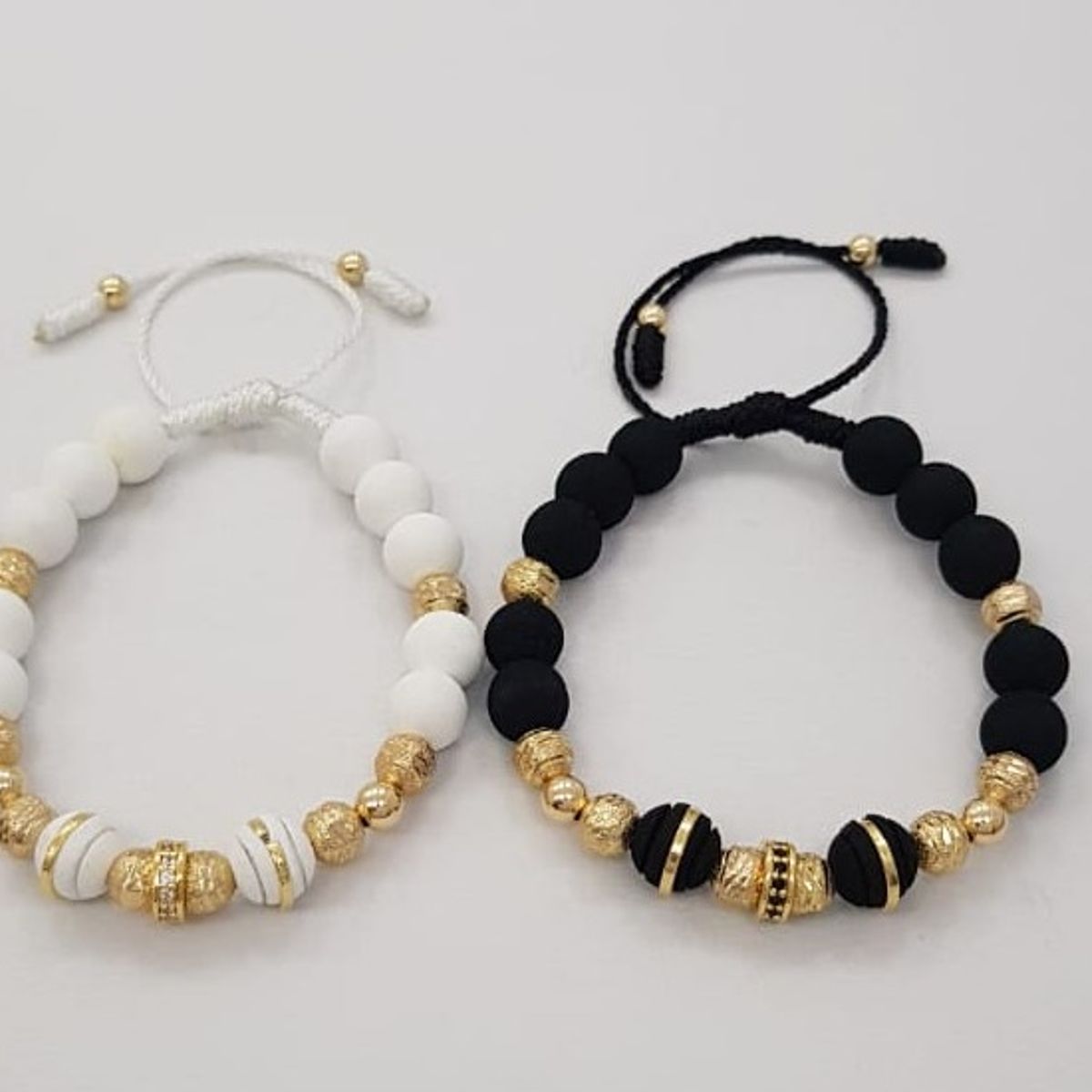 GENERICO - Brazalete Rondeles Circonias Oro Laminado 18K