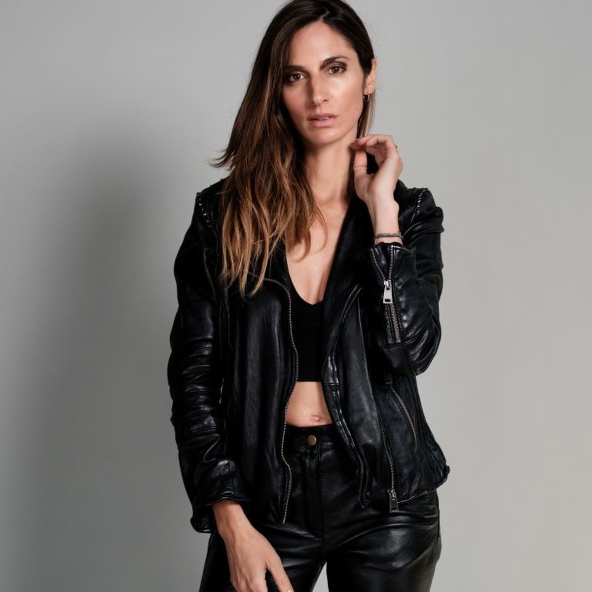 BOR - biker cuero estrella negra