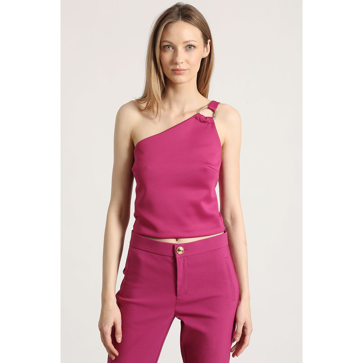 LIOLA - Top asimétrico herraje Liola mujer fucsia