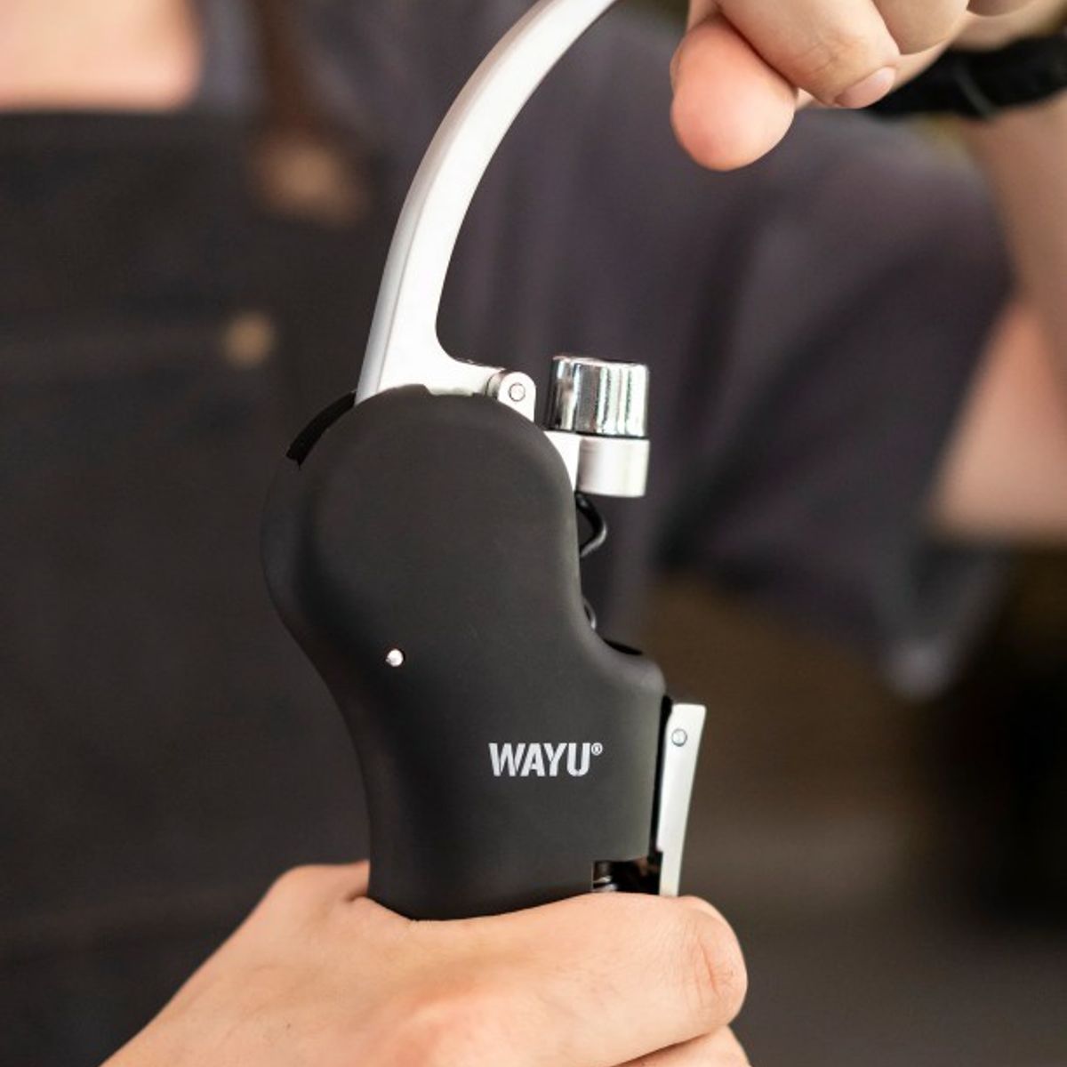 WAYU - Abridor de vino compacto Wayu