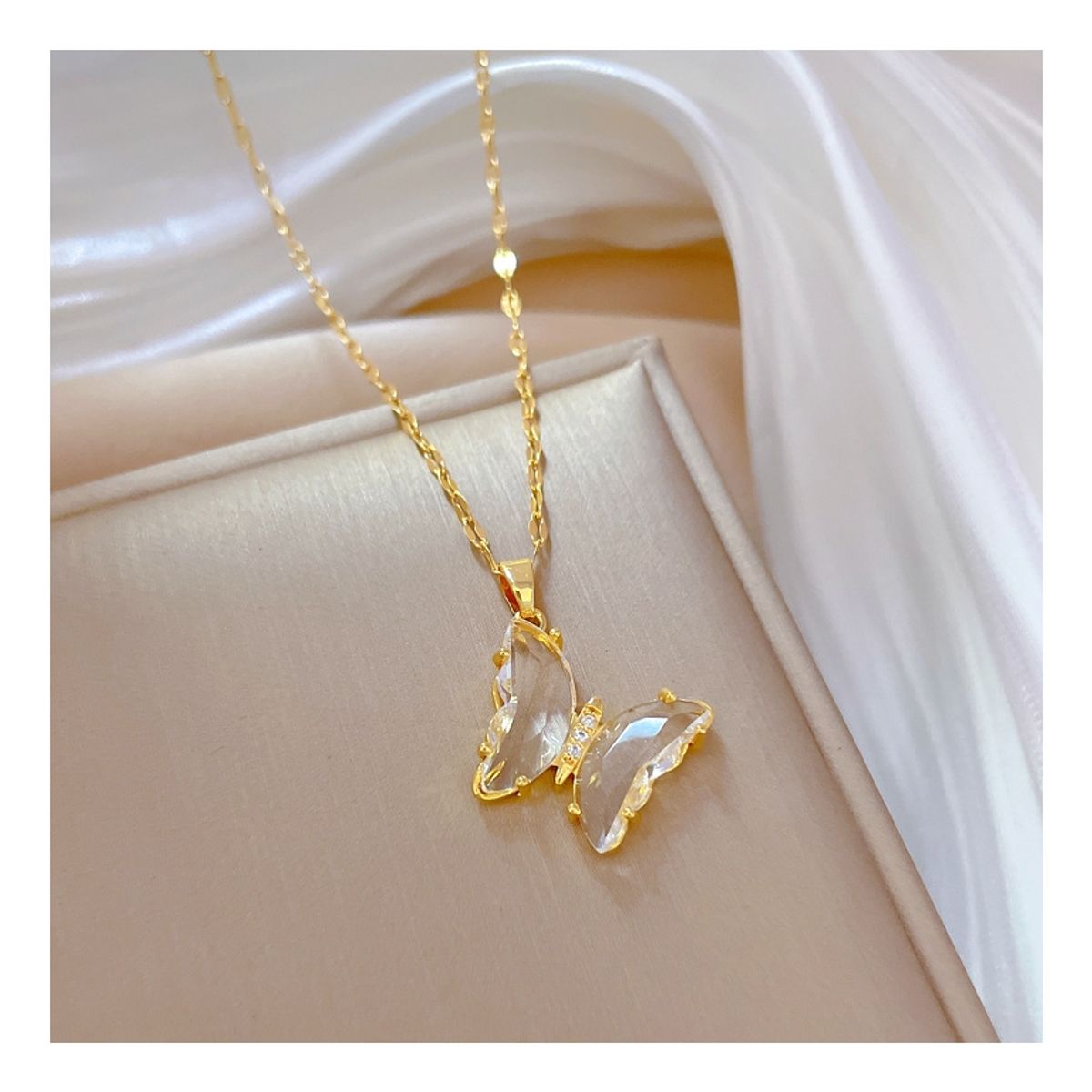 ZG JOYAS - Set Collar Aros Mariposa Cristal Galvanizado En Oro 14k