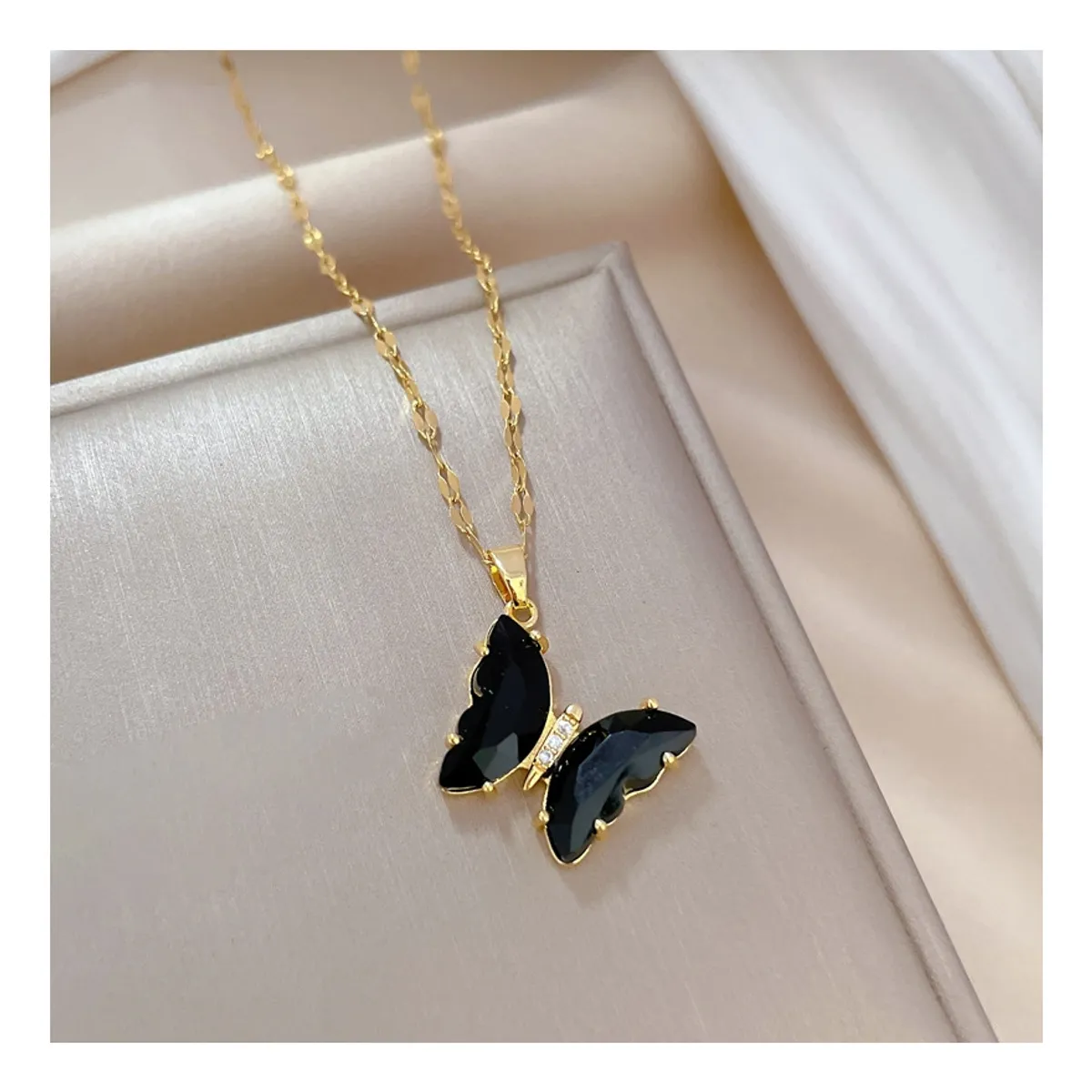 ZG JOYAS - Set Collar Aros Mariposa Negra Galvanizado En Oro 14k
