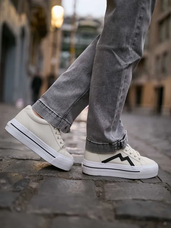 Zapatilla Astralis Beige Mujer