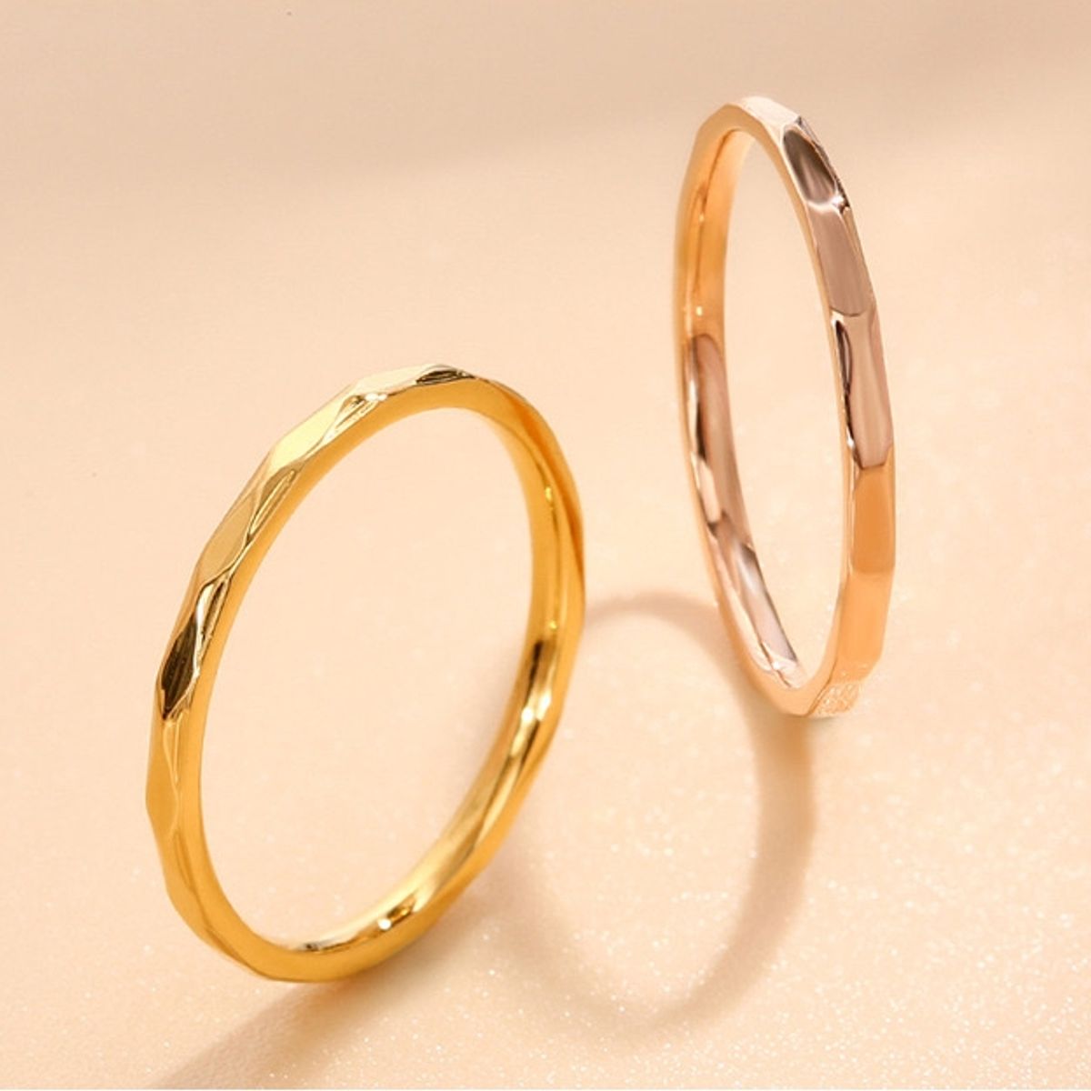 LUX JOYAS - Anillo Baño Oro Amarillo 18k Arg Dis 3 Rombos 2mm