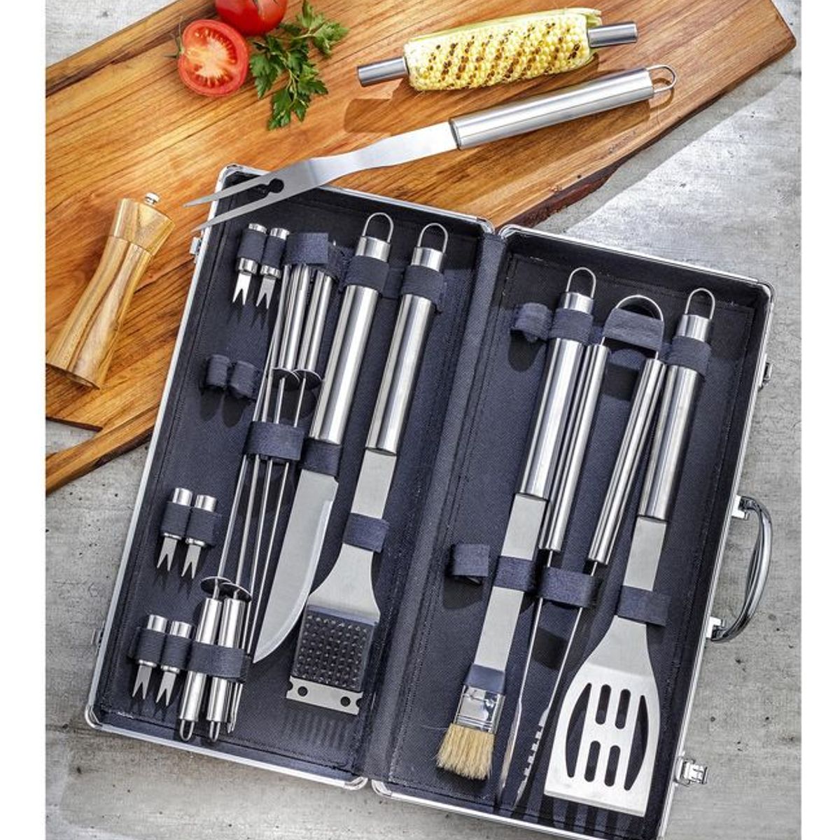QUICK - Kit de herramientas para asado 18 piezas con maleta