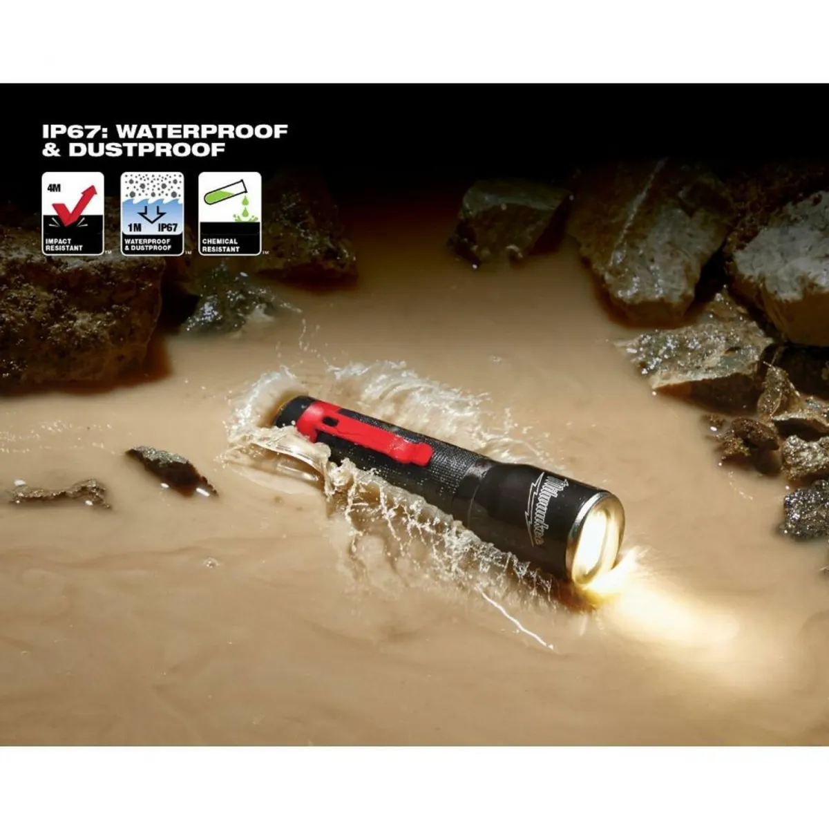 MILWAUKEE - Linterna de enfoque de 325L 2107 Milwaukee