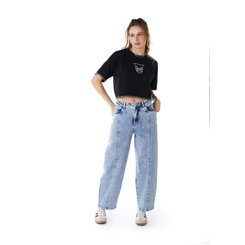 EFESIS - POLERA BIANCHI CROP OVERSIZE C BORDADO NEGRO EFESIS
