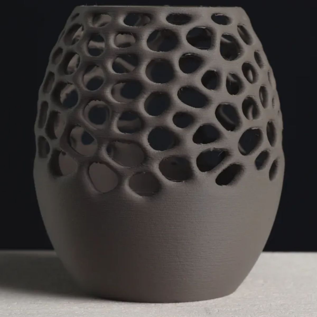 GENERICO - Portalápices - Diseño Voronoi