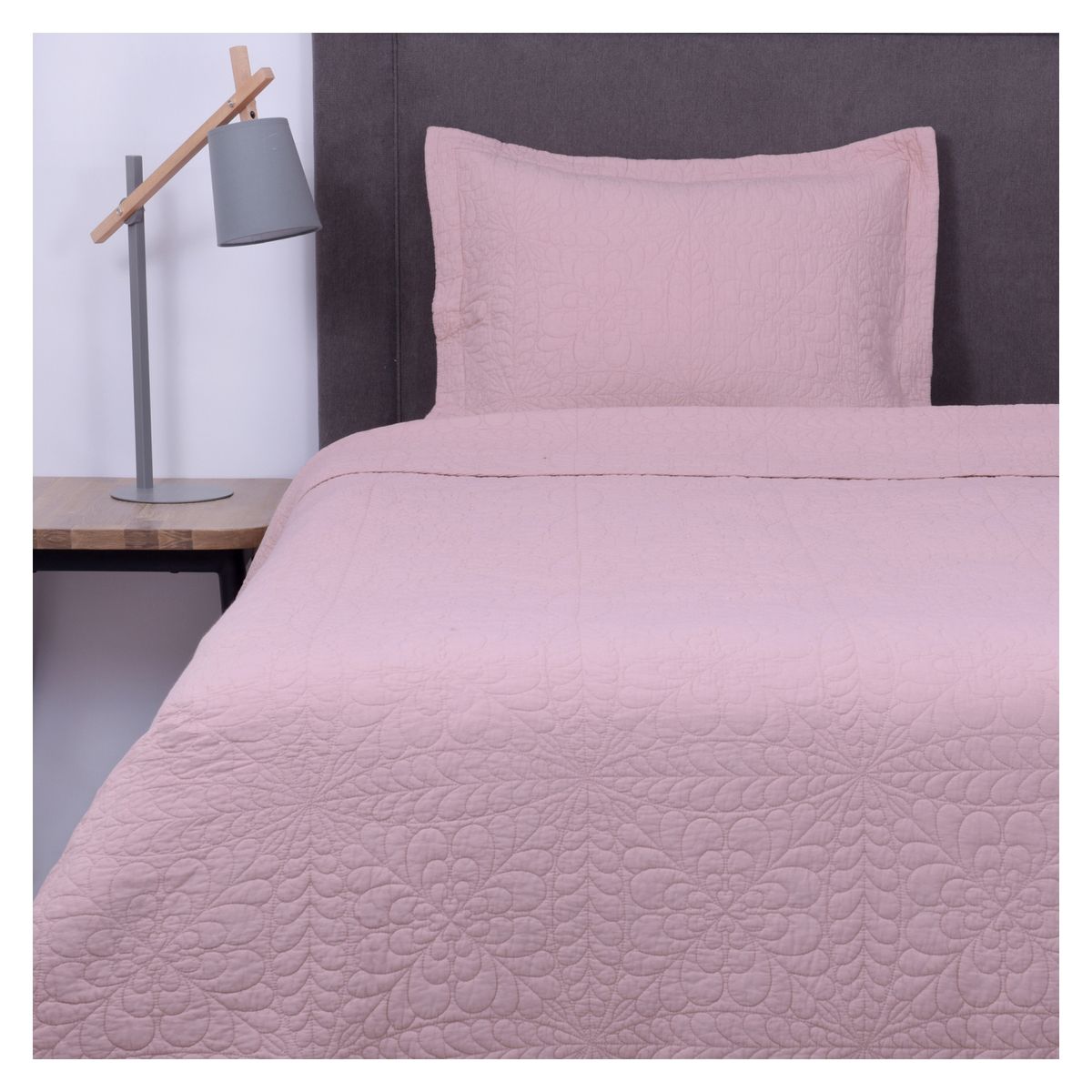 FABRICS - Quilt Algodón Liso 1.5 Plazas Artdeco Rosado Fabrics