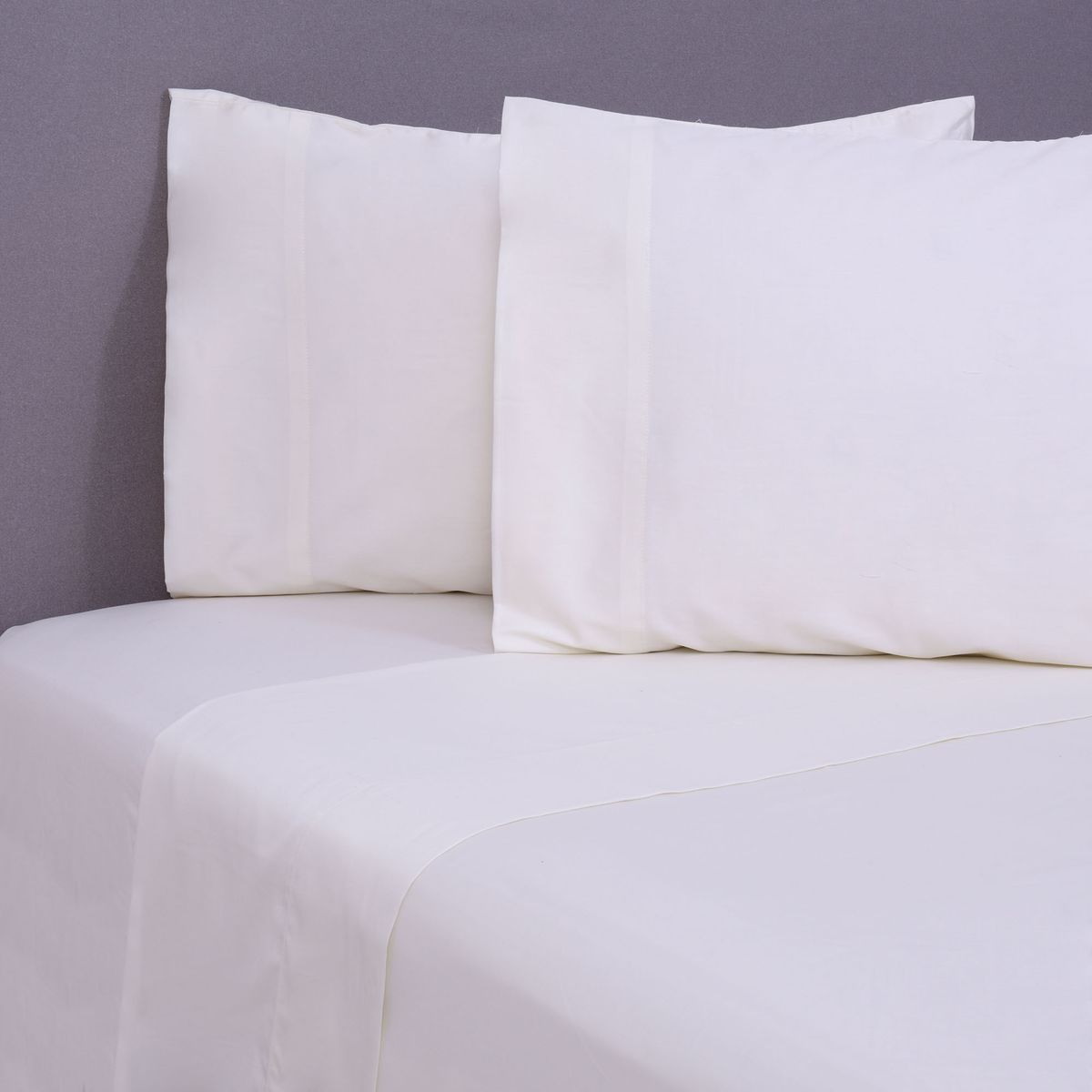 FABRICS - Sábana Bordada 180 Hilos Ramas Beige Fabrics