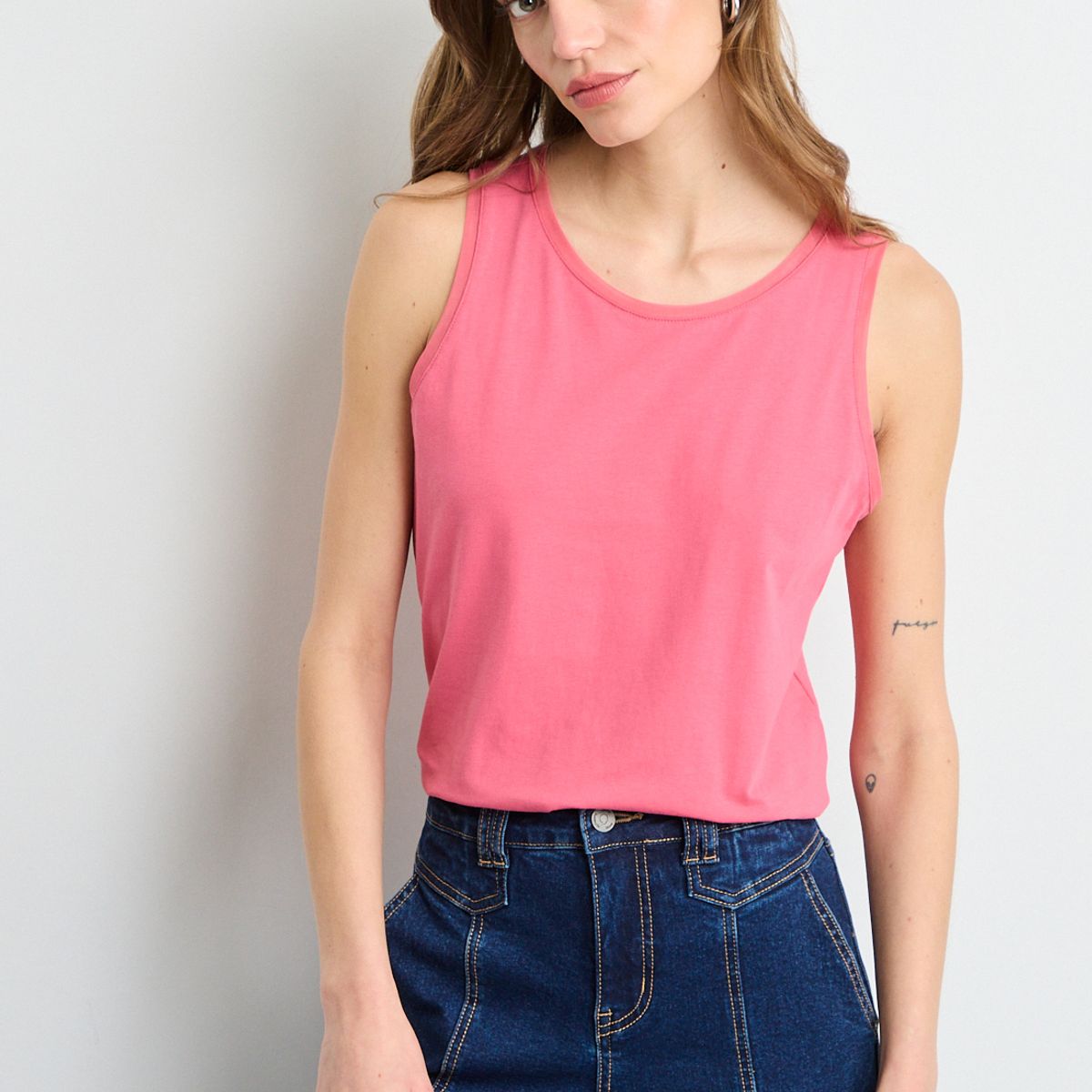 IO - Polera Sin Mangas Mujer Rosa Io