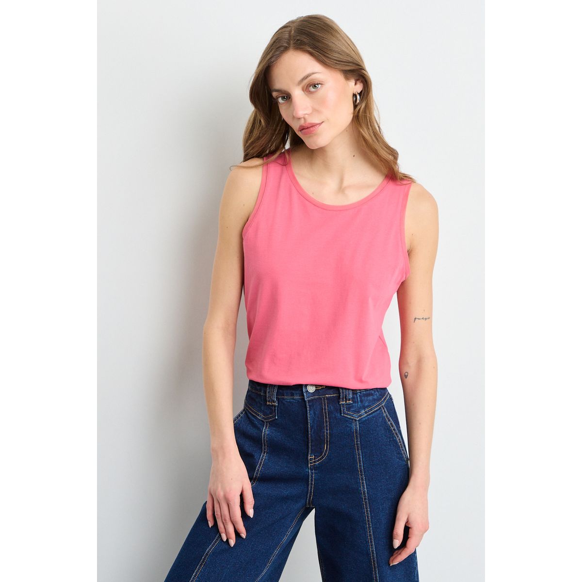 IO - Polera Sin Mangas Mujer Rosa Io