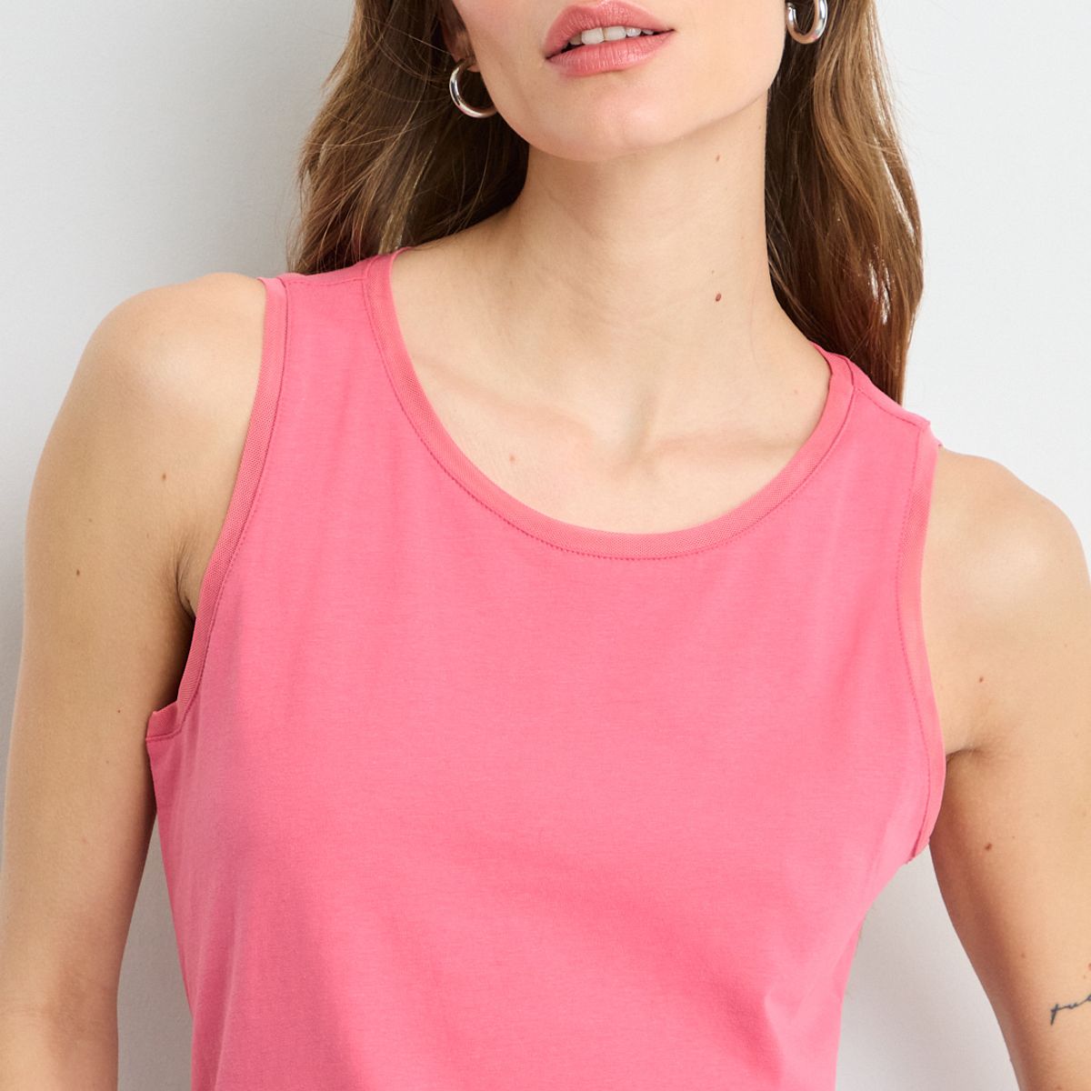 IO - Polera Sin Mangas Mujer Rosa Io