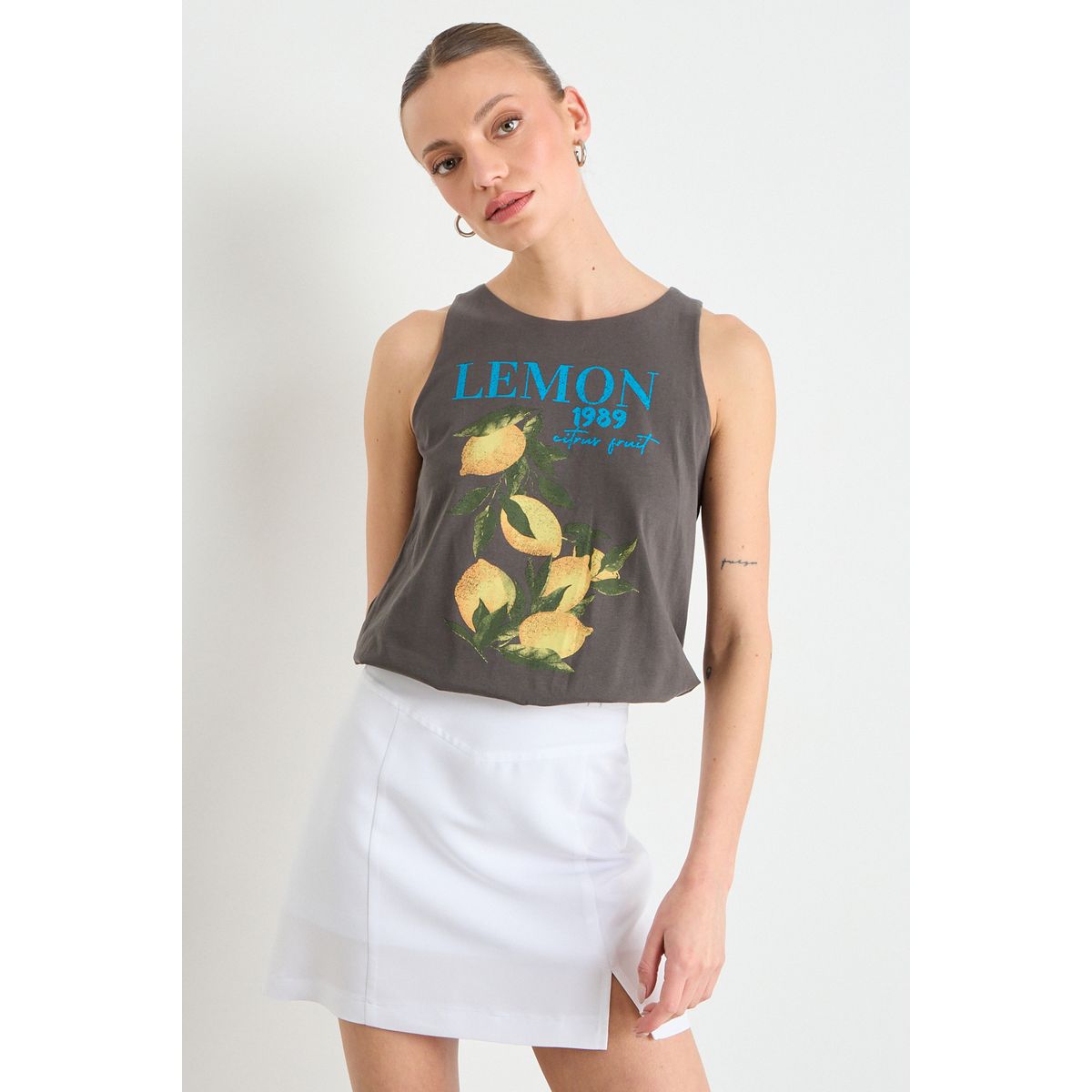 IO - Polera Sin Mangas Mujer Gris Io