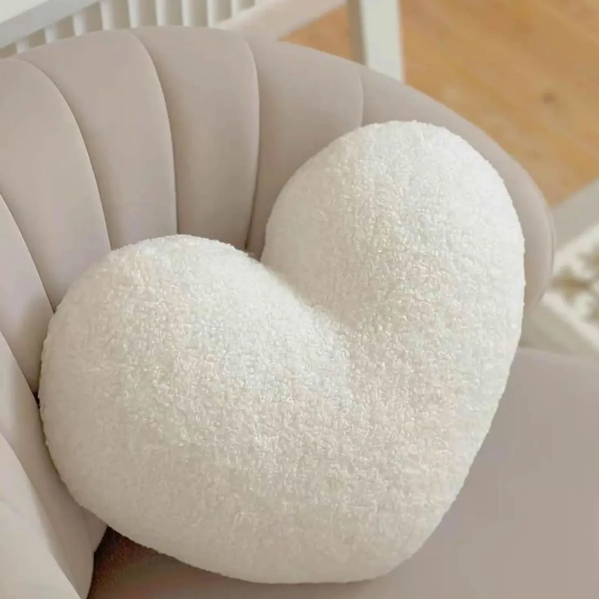 DECORACION CREATIVA - Cojin Infantil  Bebe - diseño Corazon Blanco