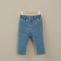 Jeans jogger azul de niña