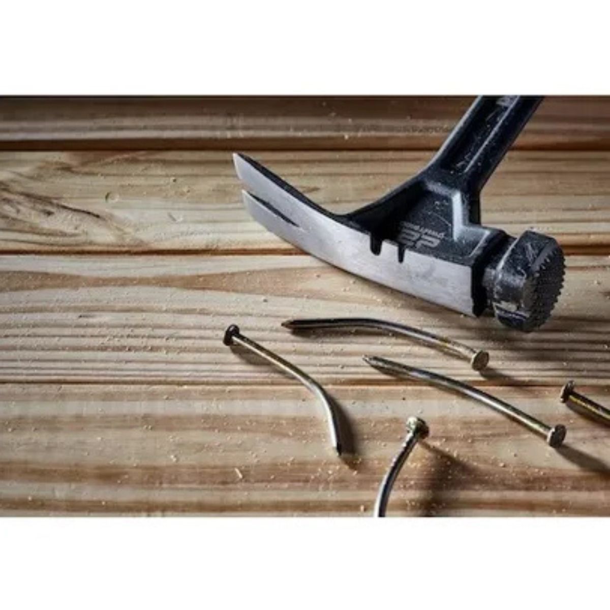 DEWALT - Martillo De Uña Carpintero Acero 22oz Dewalt Dwht51005