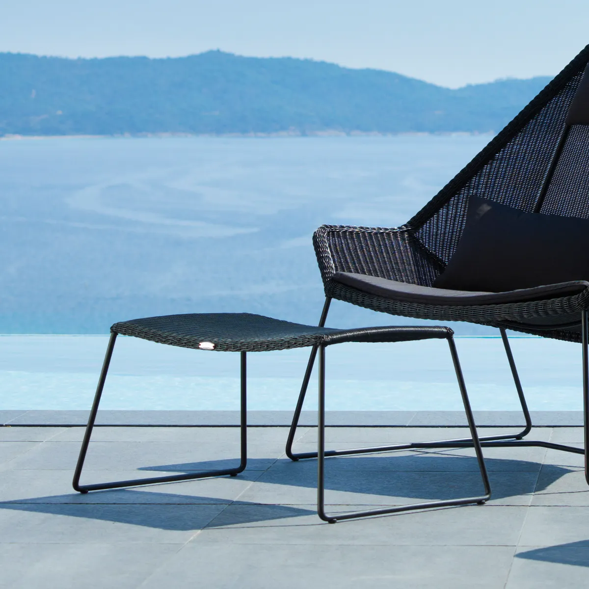 AMERITEX - Puff Terraza Breeze Negro