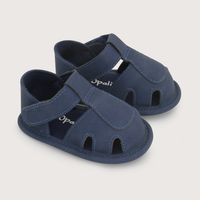 Sandalia bebé azul de niño