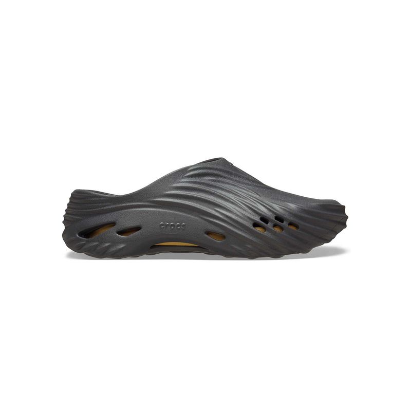 CROCS - Zueco Hombre Echo Wave Negro CROCS