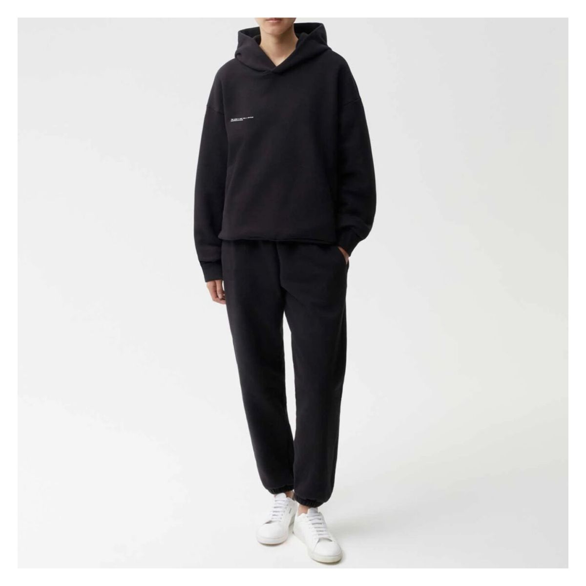 UNIFORMA - Pantalón Buzo Jogger Mujer.