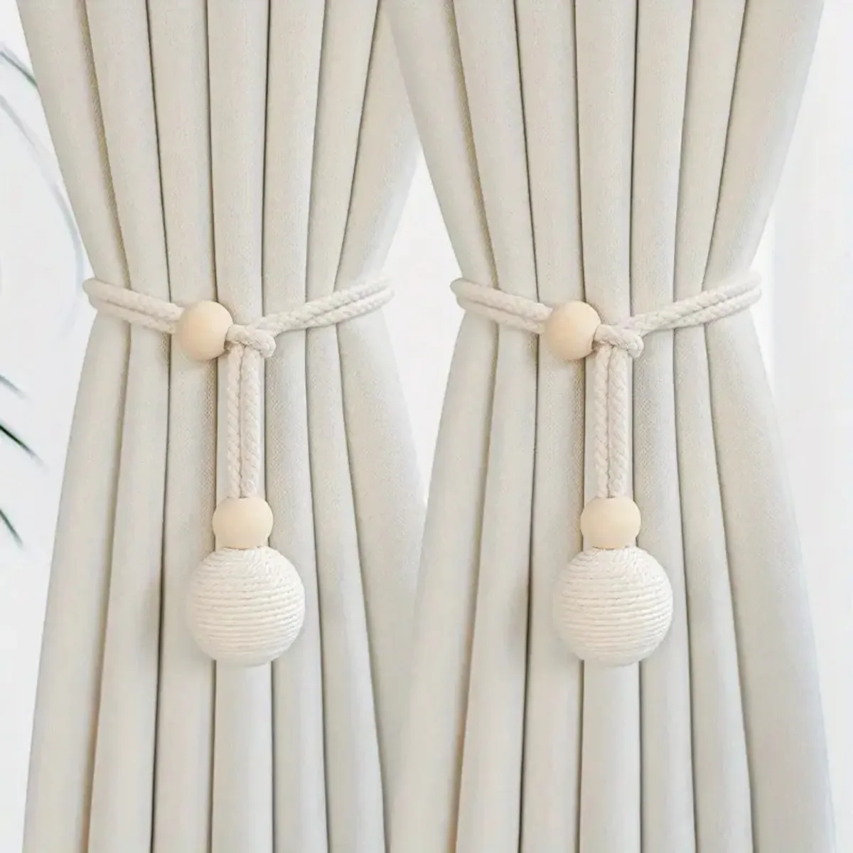 GENERICO - Pack De 02 Sujetadores Para Cortinas - Bola Tejida Beige