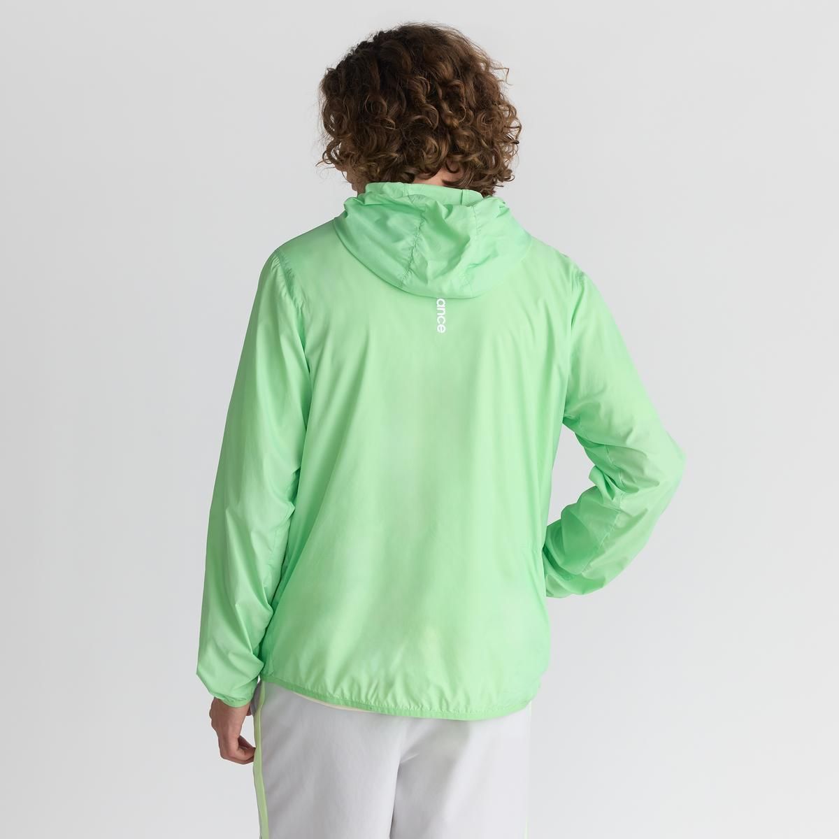NEW BALANCE - Cortaviento Running Hombre New Balance Run Packable Verde