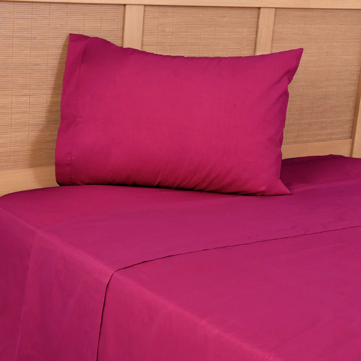 MASHINI - Sabanas 1,5 Plaza 144 Hilos Marca Mashini  Fucsia