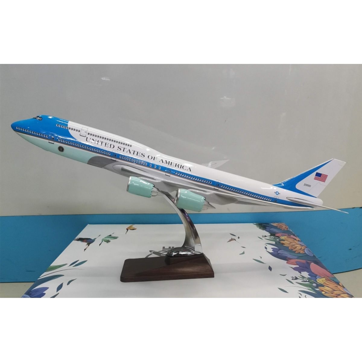 GENERICO - AIRPLANE BOEING 747-8 UNITED STATES OF AMERICA 47CM