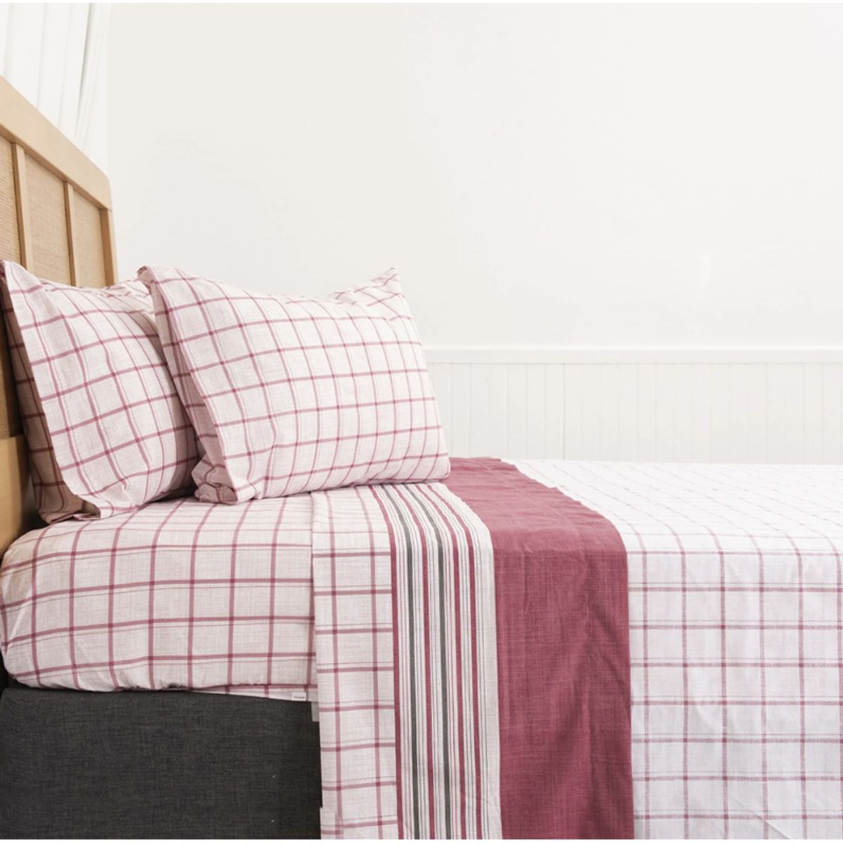 MASHINI - Sabanas 2 Plaza 144 Hilos Marca Mashini Tartan